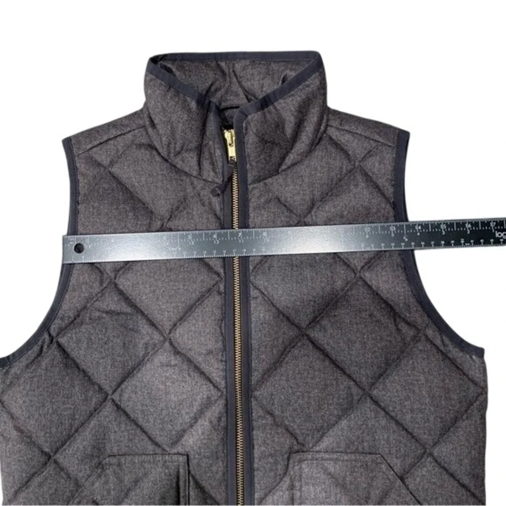 J Crew Quilted Puffer Vest Heathered Charcoal Gray Size S Down Fill Zip‎ Pockets